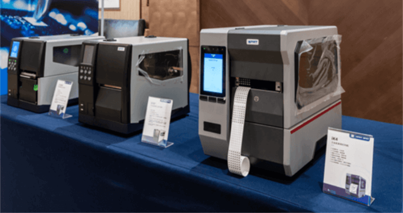 Industrial バーコードプリンター on display